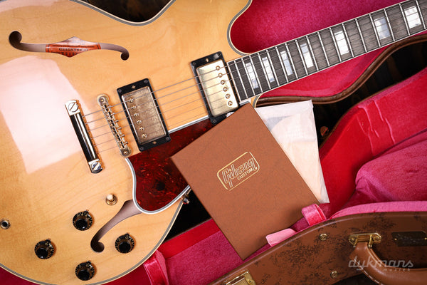 Gibson Custom Shop - Made To Measure Program & Murphy Lab