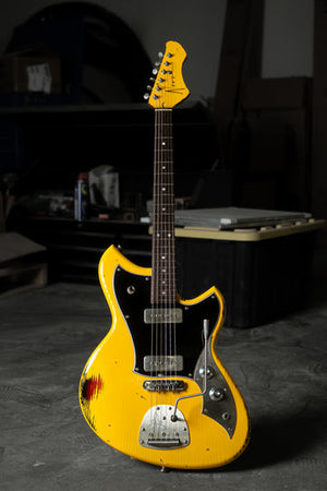 Novo Serus J Vandalism Yellow over '64 3-Tone Burst Dealer Limited