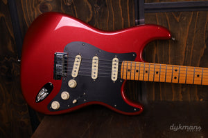 Fender American Ultra II Stratocaster Sinister Red