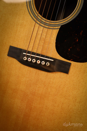 Martin D-28