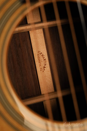 Martin D-28