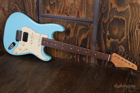 Suhr Classic S Antique Limited Edition Daphne Blue