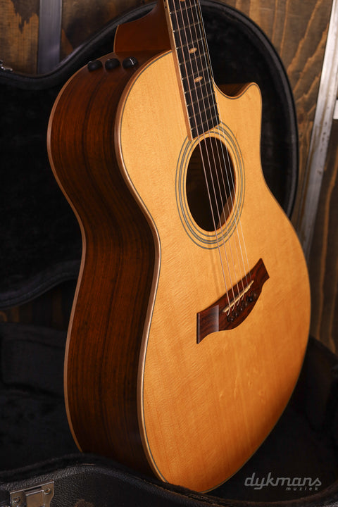 Taylor 412ce LTD 2013 PRE-OWNED!