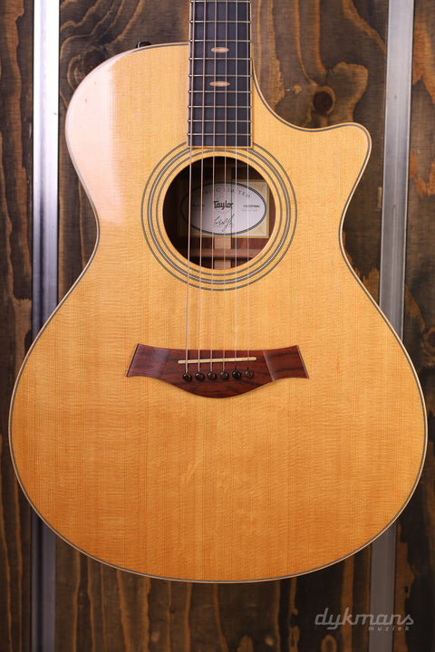 Taylor 412ce LTD 2013 PRE-OWNED!