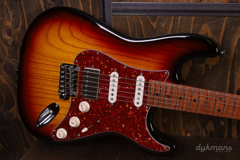 Suhr Classic S Swamp Ash Limited 3-Tone Sunburst