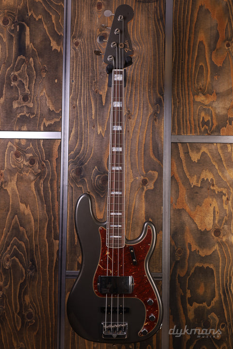 (GERESERVEERD) Fender Custom Shop Limited Edition P-Bass Special Journeyman Relic Charcoal Frost Metallic