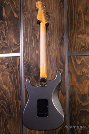 Fender Custom Shop Limited Edition 1965 Dual-Mag Stratocaster Journeyman Relic Charcoal Frost Metallic