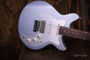 Eastman Fullertone DC'62 Ice Blue Metallic