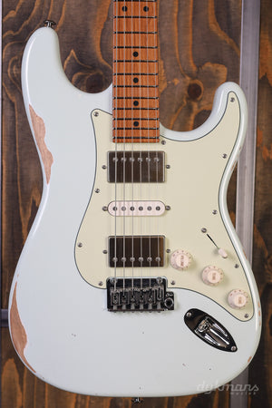 Suhr Ian Thornley Classic S Antique Sonic White