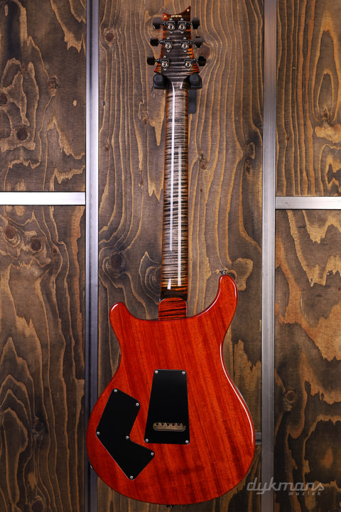 PRS Wood Library Modern Eagle V Burnt Maple Leaf