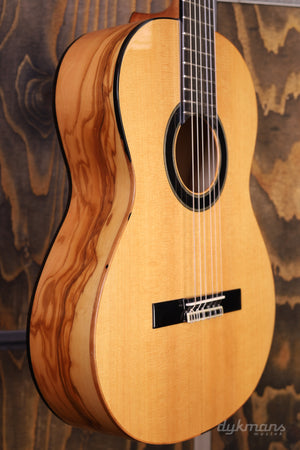 Alhambra 6 Olive Exotic Wood/ Spruce