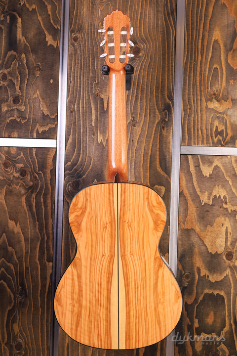 Alhambra 6 Olive Exotic Wood/ Spruce