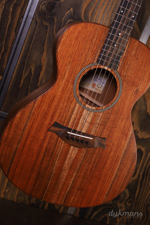 Taylor JCSM-5 Jacob Collier Signature