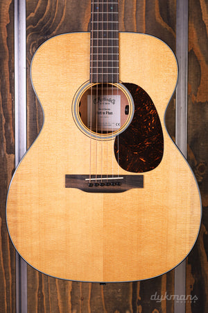 Martin 000E Retro Plus Mahogany Torrified Sitka