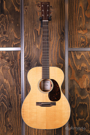 Martin 000E Retro Plus Mahogany Torrified Sitka