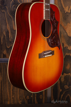 Epiphone Hummingbird Aged Cherry Sunburst