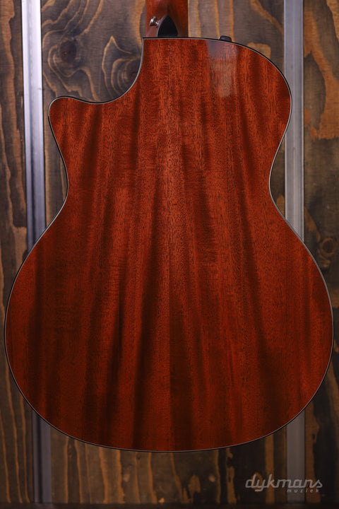 Taylor 514ce V-Class Cedar & Mahogany + Free Taylor Strap!