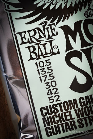 Ernie Ball Mondo Slinky 10.5-52