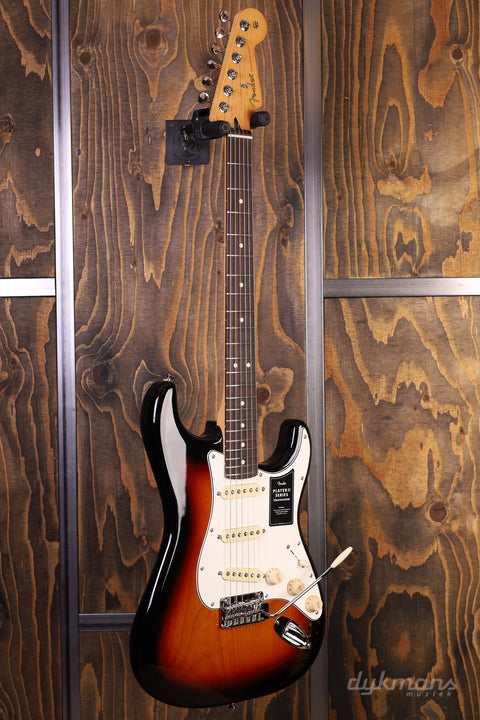 Fender Player II Stratocaster 3-Color Sunburst