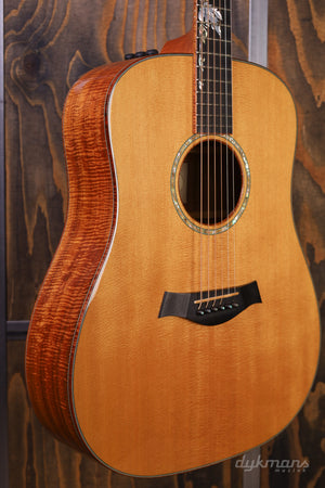 Taylor Custom-DN Koa PRE-OWNED!