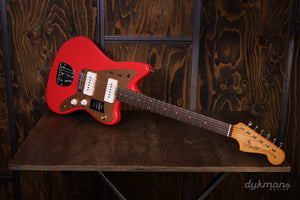 Fender Limited Edition Vintera II Road Worn ’50s Jazzmaster Fiesta Red