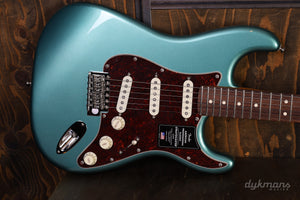 Fender American Professional Classic Stratocaster SSS Sherwood Green