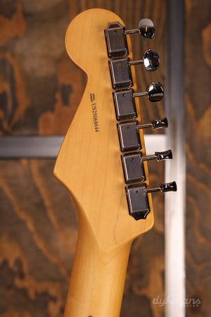 Fender American Professional Classic Stratocaster HSS Faded Black