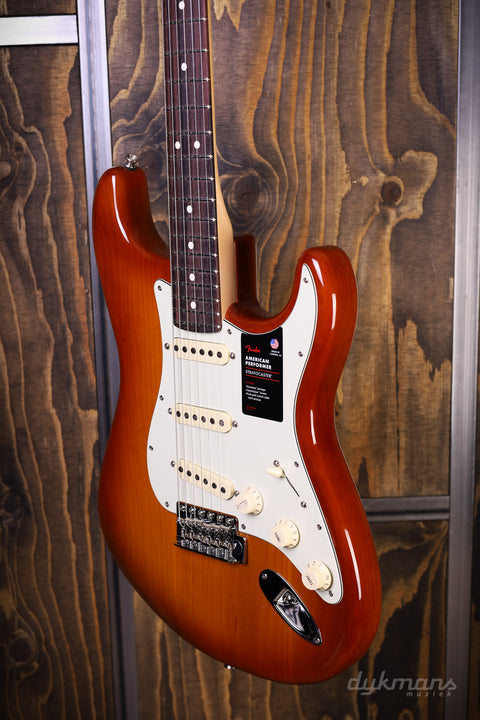 Fender Stratocaster American Performer Honey Burst